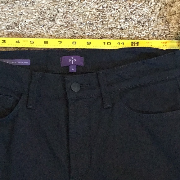 NYDJ Dayla Capri pants Black size 6 - Picture 3 of 6